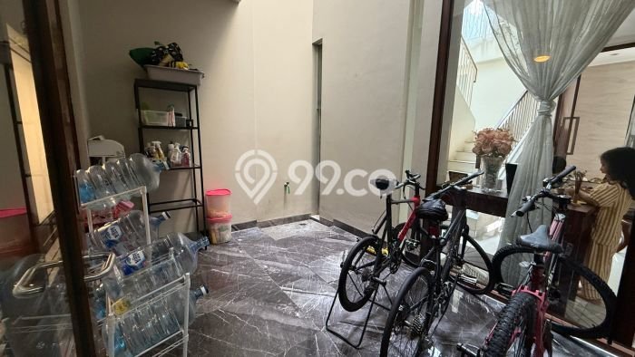 GOOD DEAL! Rumah Strategis di Bintaro, LT 135m² Bangunan 176m² GOOD DEAL! Rumah Strategis di Bintaro, LT 135m² Bangunan 176m²