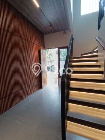 HARGA SPESIAL! Rumah Minimalis di Sektor 9-Bintaro, Tangerang Selatan, Luas 120m² LB 280m² Bisa Nego! HARGA SPESIAL! Rumah Minimalis di Sektor 9-Bintaro, Tangerang Selatan, Luas 120m² LB 280m² Bisa Nego!