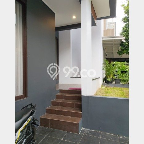 Rumah Mewah LT 144m² / LB 161m² di Kompleks Cluster Bintaro, Tangerang Selatan Rumah Mewah LT 144m² / LB 161m² di Kompleks Cluster Bintaro, Tangerang Selatan