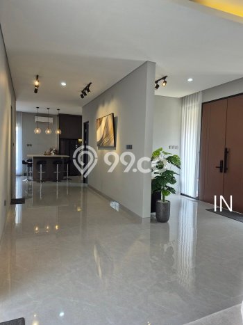 Hunian Eksklusif Siap Huni LT 344m2 di BSD, Tangerang Selatan Hunian Eksklusif Siap Huni LT 344m2 di BSD, Tangerang Selatan