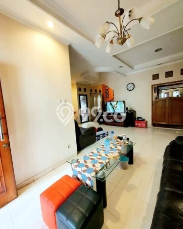 Rumah Elit LB 250m2 Siap Huni Desain Elegan di Sektor 9-Bintaro, Tangerang Selatan Rumah Elit LB 250m2 Siap Huni Desain Elegan di Sektor 9-Bintaro, Tangerang Selatan