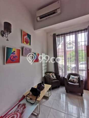 Rumah LT 120m² / LB 150m² View Kota di Sektor 9-Bintaro, Tangerang Selatan Rumah LT 120m² / LB 150m² View Kota di Sektor 9-Bintaro, Tangerang Selatan