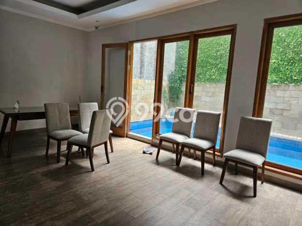 Rumah Elit Akses Mudah di Tangerang Selatan Full Furnished Rumah Elit Akses Mudah di Tangerang Selatan Full Furnished