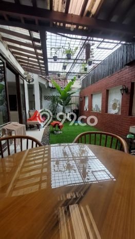 Hunian Elit LB 250m2 Siap Pakai Desain Elegan di Bintaro, Tangerang Selatan Hunian Elit LB 250m2 Siap Pakai Desain Elegan di Bintaro, Tangerang Selatan