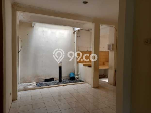Rumah Minimalis di Bintaro, Tangerang Selatan, LT 136m² Bangunan 100m² Rumah Minimalis di Bintaro, Tangerang Selatan, LT 136m² Bangunan 100m²