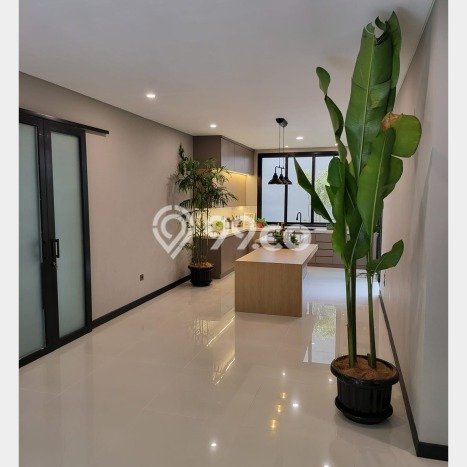 Hunian Mewah LB 300m2 Siap Pakai Desain Elegan di BSD, Tangerang Hunian Mewah LB 300m2 Siap Pakai Desain Elegan di BSD, Tangerang
