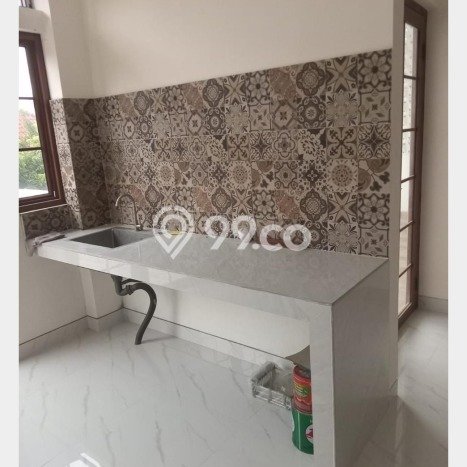 Rumah 4 KT 5 KM Luas Tanah 180m², Luas Bangunan 250m² di Bintaro, Jakarta Selatan Rumah 4 KT 5 KM Luas Tanah 180m², Luas Bangunan 250m² di Bintaro, Jakarta Selatan
