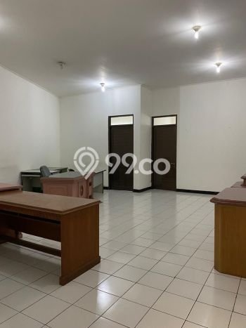 Ruko Dijual di Astanaanyar LT 232m2, LB 480m2 untuk Investasi Ruko Dijual di Astanaanyar LT 232m2, LB 480m2 untuk Investasi