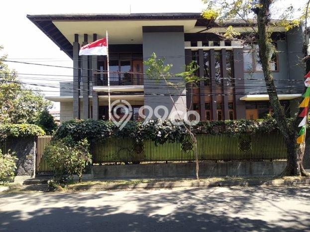 Rumah Luxury Modern Tanpa Renovasi di Turangga Bandung Rumah Luxury Modern Tanpa Renovasi di Turangga Bandung