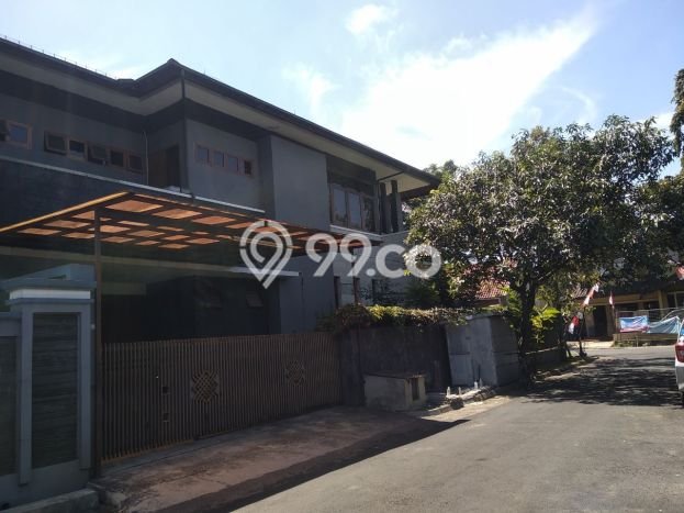 Rumah Luxury Modern Tanpa Renovasi di Turangga Bandung Rumah Luxury Modern Tanpa Renovasi di Turangga Bandung