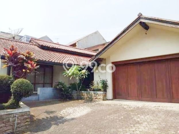 For Sale! Premium House LT 442m2 Desain Elegan di Setra Indah For Sale! Premium House LT 442m2 Desain Elegan di Setra Indah