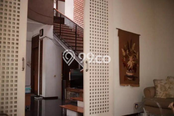 Jual Rumah Mewah Elegan Dengan View Eksklusif di Diponegoro, Bandung Jual Rumah Mewah Elegan Dengan View Eksklusif di Diponegoro, Bandung