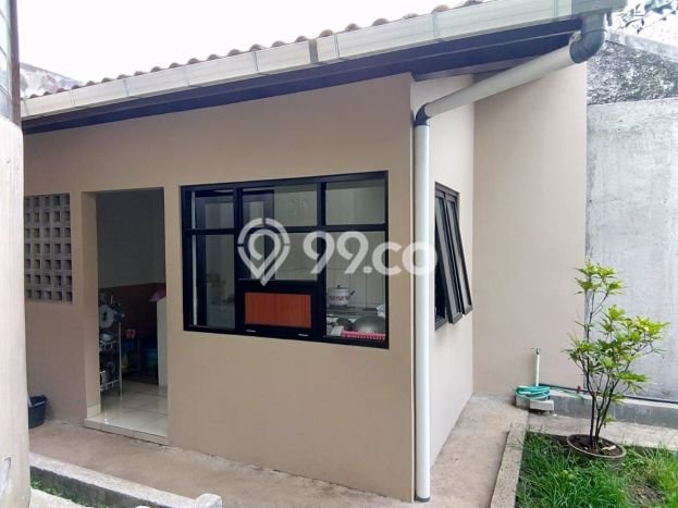 Rumah Mewah Dijual LT 330m2 di Antapani, Bandung Rumah Mewah Dijual LT 330m2 di Antapani, Bandung