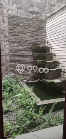 Ready to Use! Luxury House LT 218m2 Desain Elegan di Moch Toha Ready to Use! Luxury House LT 218m2 Desain Elegan di Moch Toha
