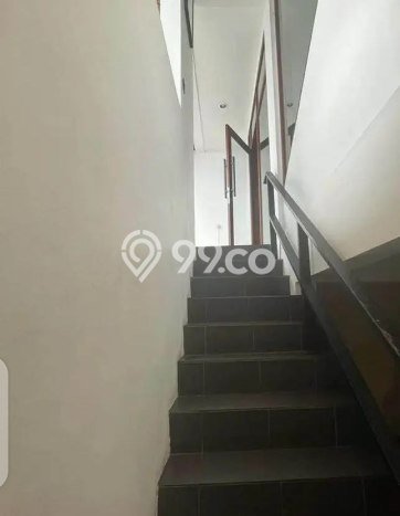 Rumah Mewah LB 160m2 Siap Huni Desain Elegan di Setra Duta, Bandung Rumah Mewah LB 160m2 Siap Huni Desain Elegan di Setra Duta, Bandung