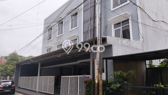 Kost Dijual di Cipaganti dengan 24 KT dan Luas 700m2 Kost Dijual di Cipaganti dengan 24 KT dan Luas 700m2