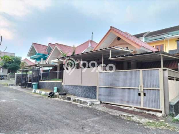 HARGA TERBAIK! Rumah Berkualitas area Cimahi Utara, LT 146m2m² Bangunan 210m2m² HARGA TERBAIK! Rumah Berkualitas area Cimahi Utara, LT 146m2m² Bangunan 210m2m²