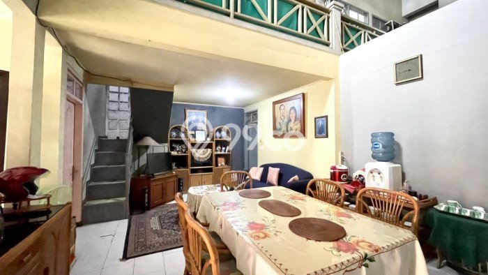 Hunian Elit LB 250m2 Siap Huni Desain Elegan di Dago, Bandung Hunian Elit LB 250m2 Siap Huni Desain Elegan di Dago, Bandung