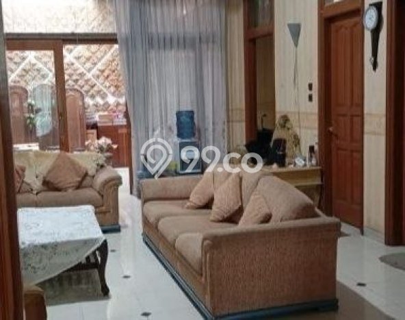 Rumah Elit Modern Tanpa Renovasi di Turangga Bandung Rumah Elit Modern Tanpa Renovasi di Turangga Bandung