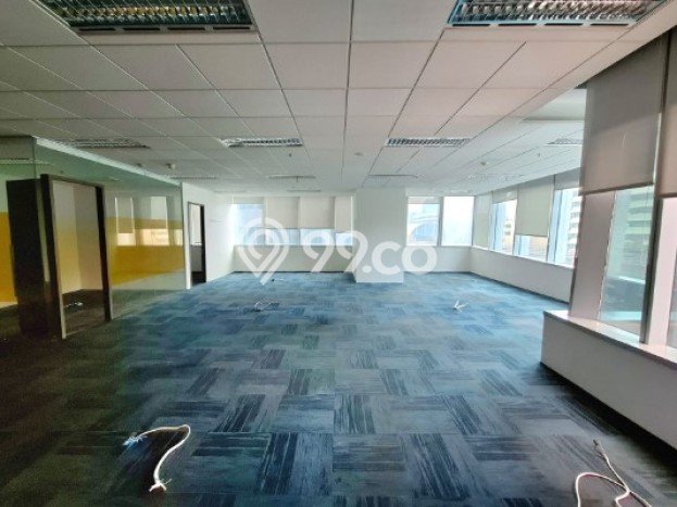 Disewakan Kantor di Kawasan Ramai Kuningan Luas 156m2 Disewakan Kantor di Kawasan Ramai Kuningan Luas 156m2