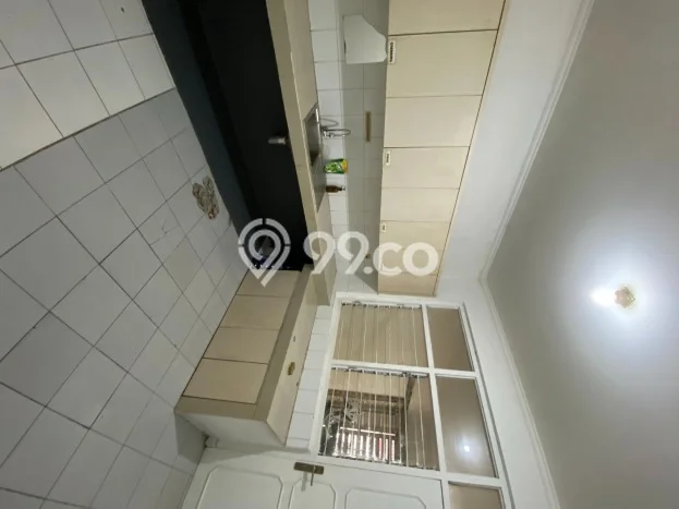 Lokasi strategis! Rumah siap pakai disewakan di Kebayoran Baru LB 300m2 Lokasi strategis! Rumah siap pakai disewakan di Kebayoran Baru LB 300m2