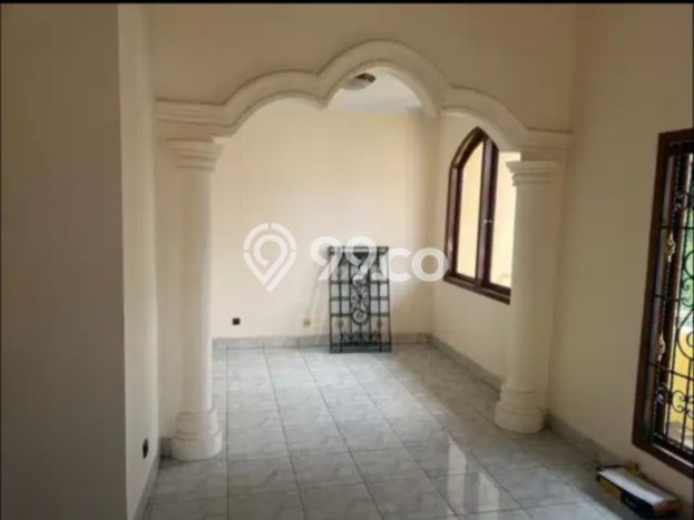 Jual Rumah Mewah Elegan Dengan View Eksklusif di Taman Palem, Jakarta Barat Jual Rumah Mewah Elegan Dengan View Eksklusif di Taman Palem, Jakarta Barat