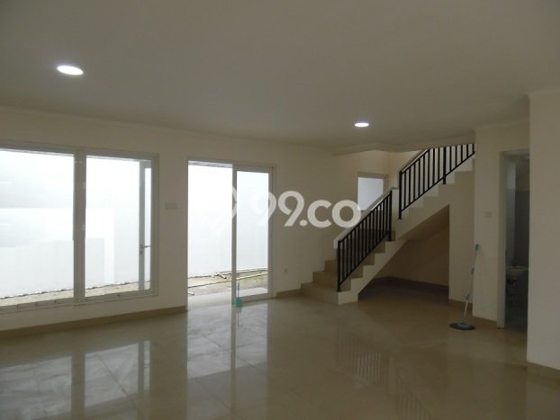Rumah Elit Modern Siap Huni di Modernland Tangerang Rumah Elit Modern Siap Huni di Modernland Tangerang