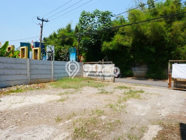 Lahan Kosong Dijual di Bogor dengan Area 1050m2 Lahan Kosong Dijual di Bogor dengan Area 1050m2