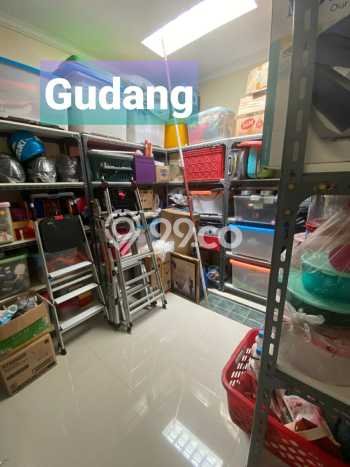 Ready to Use! Premium House LT 176m2 Desain Modern di Modernland Ready to Use! Premium House LT 176m2 Desain Modern di Modernland