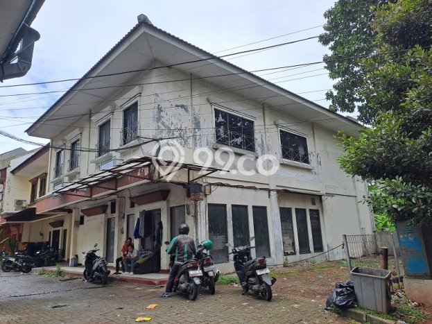 LOKASI STRATEGIS! Ruko Kawasan , Luas 300m2m², Kawasan Bisnis LOKASI STRATEGIS! Ruko Kawasan , Luas 300m2m², Kawasan Bisnis