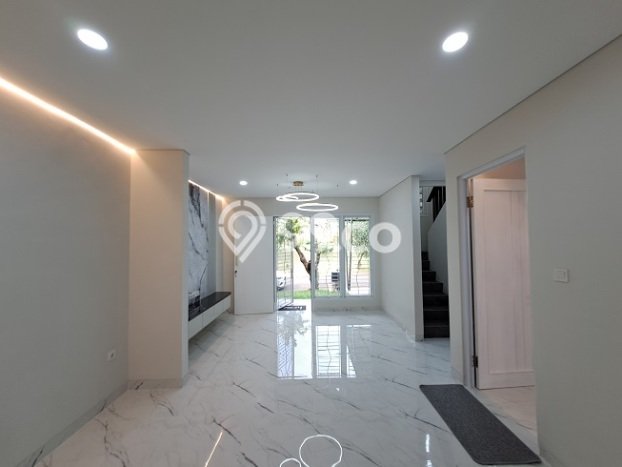 Rumah Modern 3 KT di BSD Delatinos Tangerang Semi Furnished Rumah Modern 3 KT di BSD Delatinos Tangerang Semi Furnished