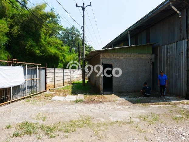 Lahan Kosong Dijual di Bogor dengan Area 1050m2 Lahan Kosong Dijual di Bogor dengan Area 1050m2
