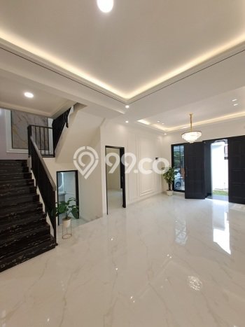 Ready to Use! Luxury House LT 121m2 Desain Modern di BSD Kencana Loka Ready to Use! Luxury House LT 121m2 Desain Modern di BSD Kencana Loka