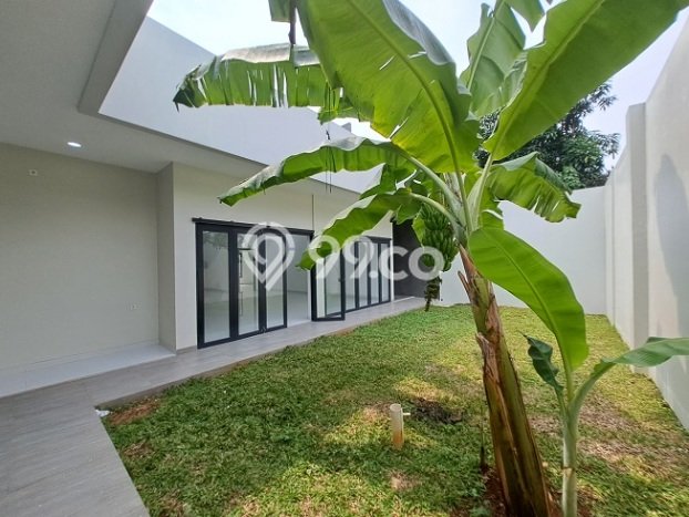Jual Rumah Mewah Elegan Dengan View Eksklusif di BSD Puspita Loka, Tangerang Jual Rumah Mewah Elegan Dengan View Eksklusif di BSD Puspita Loka, Tangerang