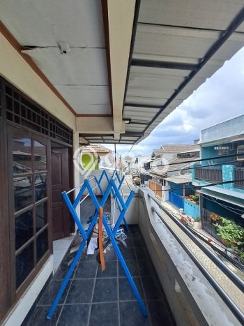 Rumah Modern Cantik 4 Kamar Siap Huni di Cipondoh Rumah Modern Cantik 4 Kamar Siap Huni di Cipondoh