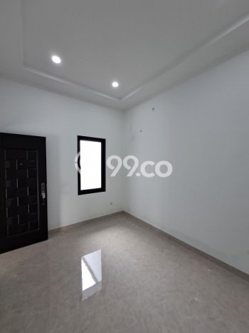 Rumah Mewah LB 330m2 Siap Huni Desain Elegan di BSD Kencana Loka, Tangerang Rumah Mewah LB 330m2 Siap Huni Desain Elegan di BSD Kencana Loka, Tangerang