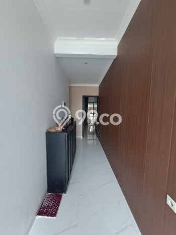 Rumah Luxury Modern Siap Huni di BSD Foresta Tangerang Rumah Luxury Modern Siap Huni di BSD Foresta Tangerang