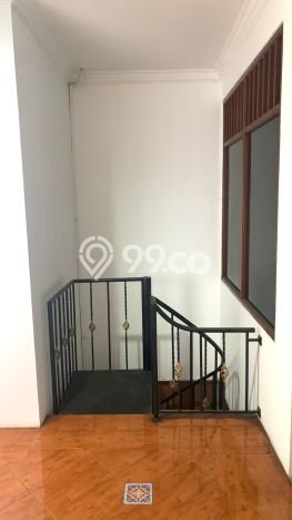 Rumah Elit Modern Siap Huni di Modernland Tangerang Rumah Elit Modern Siap Huni di Modernland Tangerang