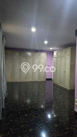 Siap Huni Rumah Mewah 4 Kamar di Kebon Jeruk Dekat ke Mana Saja Siap Huni Rumah Mewah 4 Kamar di Kebon Jeruk Dekat ke Mana Saja