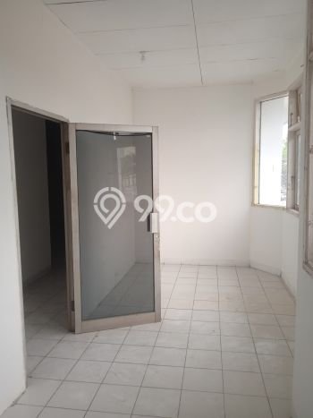 Area Ramai! Gudang Dijual di Tangerang untuk Bisnis Luas Bangunan 1000m2 Area Ramai! Gudang Dijual di Tangerang untuk Bisnis Luas Bangunan 1000m2