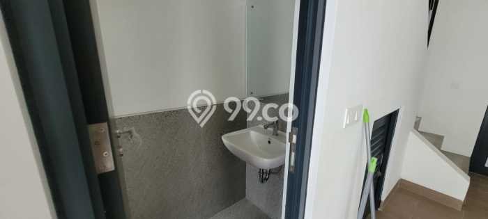 Rumah Minimalis 2 KT di BSD Tangerang Unfurnished Rumah Minimalis 2 KT di BSD Tangerang Unfurnished