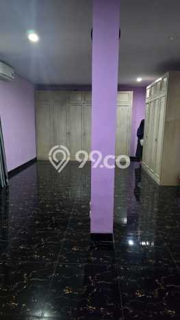 Siap Huni Rumah Mewah 4 Kamar di Kebon Jeruk Dekat ke Mana Saja Siap Huni Rumah Mewah 4 Kamar di Kebon Jeruk Dekat ke Mana Saja