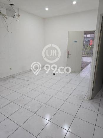 Ruko Disewa di Jakarta Barat dengan LB 0m2 Area Komersial Ramai Ruko Disewa di Jakarta Barat dengan LB 0m2 Area Komersial Ramai
