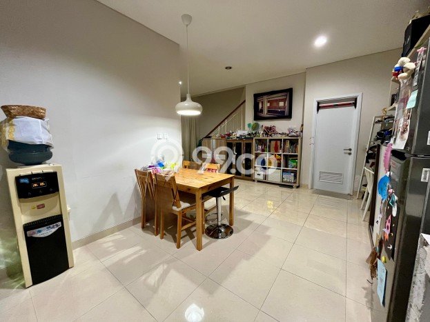 For Sale Hunian Rumah Nyaman 2 KT di BSD, Tangerang For Sale Hunian Rumah Nyaman 2 KT di BSD, Tangerang