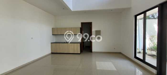 Rumah Elit LB 304m2 Siap Huni Desain Elegan di Alam Sutera, Tangerang Rumah Elit LB 304m2 Siap Huni Desain Elegan di Alam Sutera, Tangerang