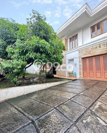 Dijual Rumah Luas Megah Dengan View Cantik di Ampera, Jakarta Selatan Dijual Rumah Luas Megah Dengan View Cantik di Ampera, Jakarta Selatan