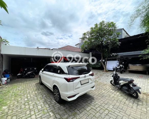 Disewakan Rumah Nyaman LT 1200m2 / LB 500m2 di Cipete, Jakarta Selatan Disewakan Rumah Nyaman LT 1200m2 / LB 500m2 di Cipete, Jakarta Selatan