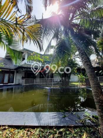 Jual Rumah Mewah Megah Dengan View Eksklusif di Kemang, Jakarta Selatan Jual Rumah Mewah Megah Dengan View Eksklusif di Kemang, Jakarta Selatan