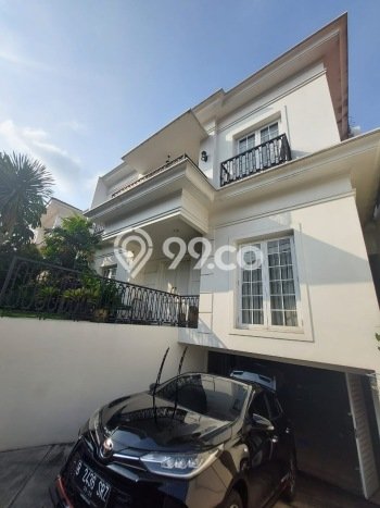 Hunian Eksklusif Siap Huni LT 240m2 di Kebayoran Baru, Jakarta Selatan Hunian Eksklusif Siap Huni LT 240m2 di Kebayoran Baru, Jakarta Selatan