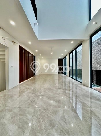 Jual Rumah Mewah Megah Dengan View Cantik di Lebak Bulus, Jakarta Selatan Jual Rumah Mewah Megah Dengan View Cantik di Lebak Bulus, Jakarta Selatan